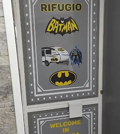 Il Rifugio Di Batman Airport