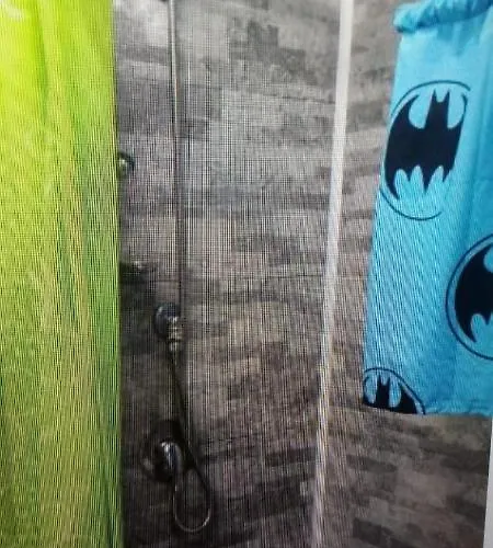 Il Rifugio Di Batman Airport Katanya